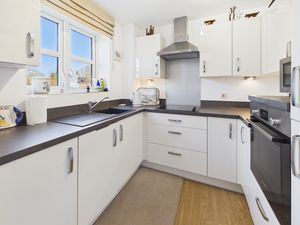 Kitchen- click for photo gallery